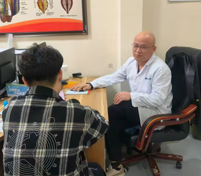 绍兴市|男科医师高朋磊：守护男性健康，专业男科诊疗